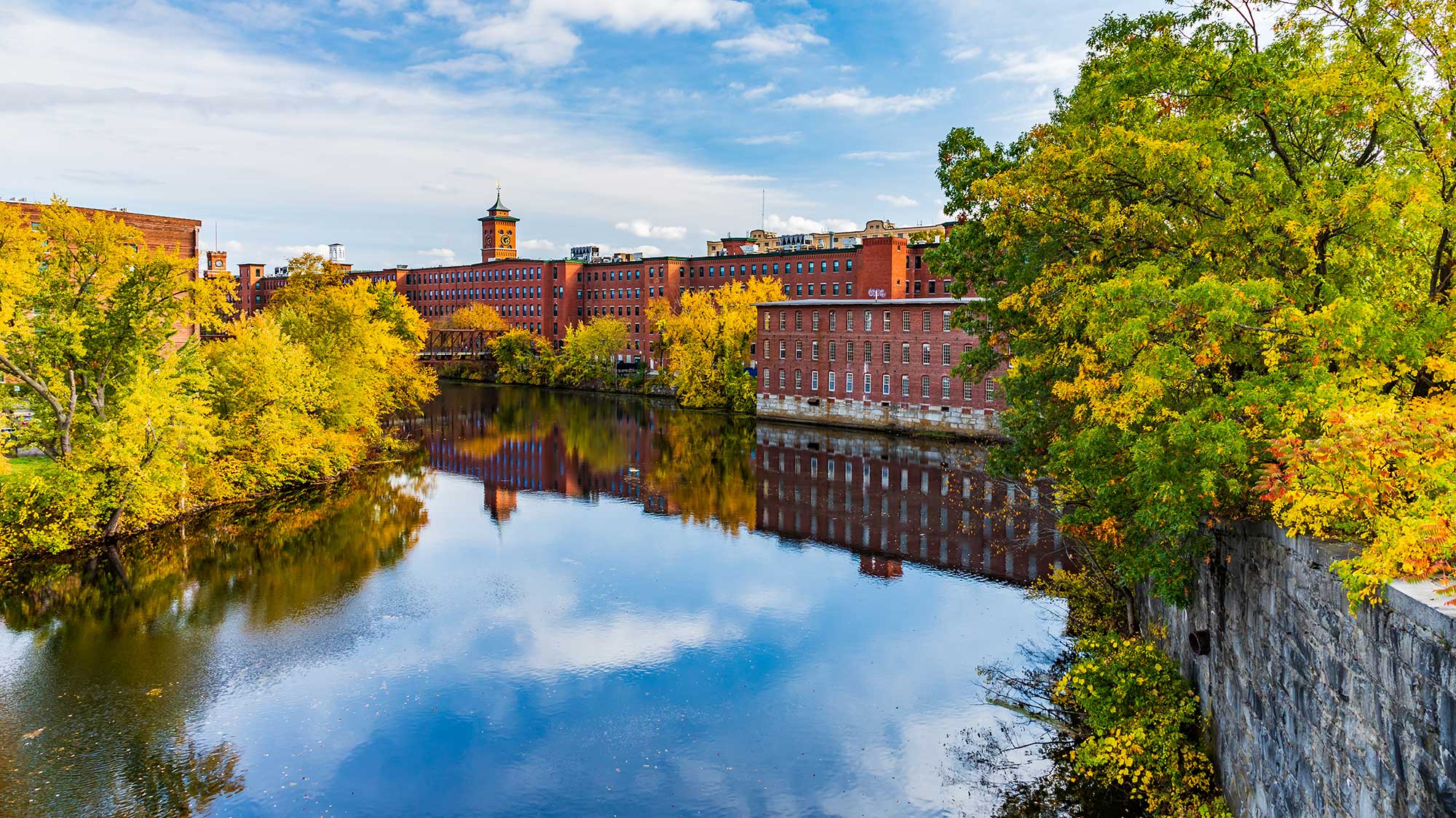 Nashua, New Hampshire | Revolutionary Valley, image size:2000x1125