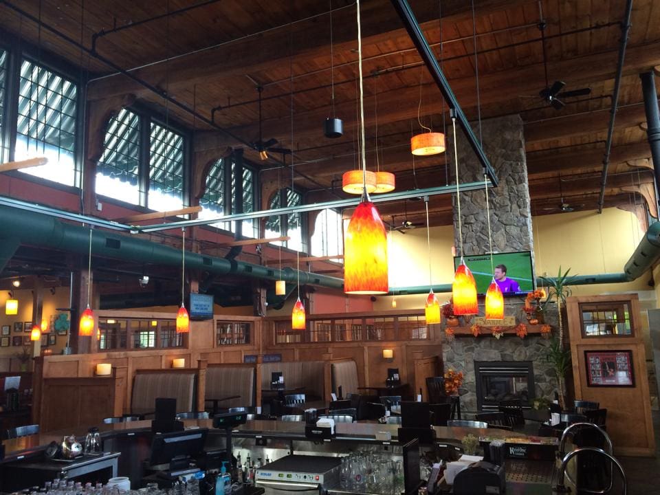 Visit Owen & Ollie's Restaurant & Pub Merrimack Valley Massachusetts