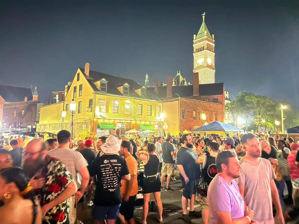 The Worthen House Cafe