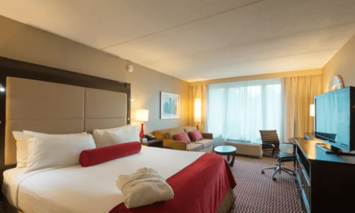 Crowne Plaza Boston Woburn