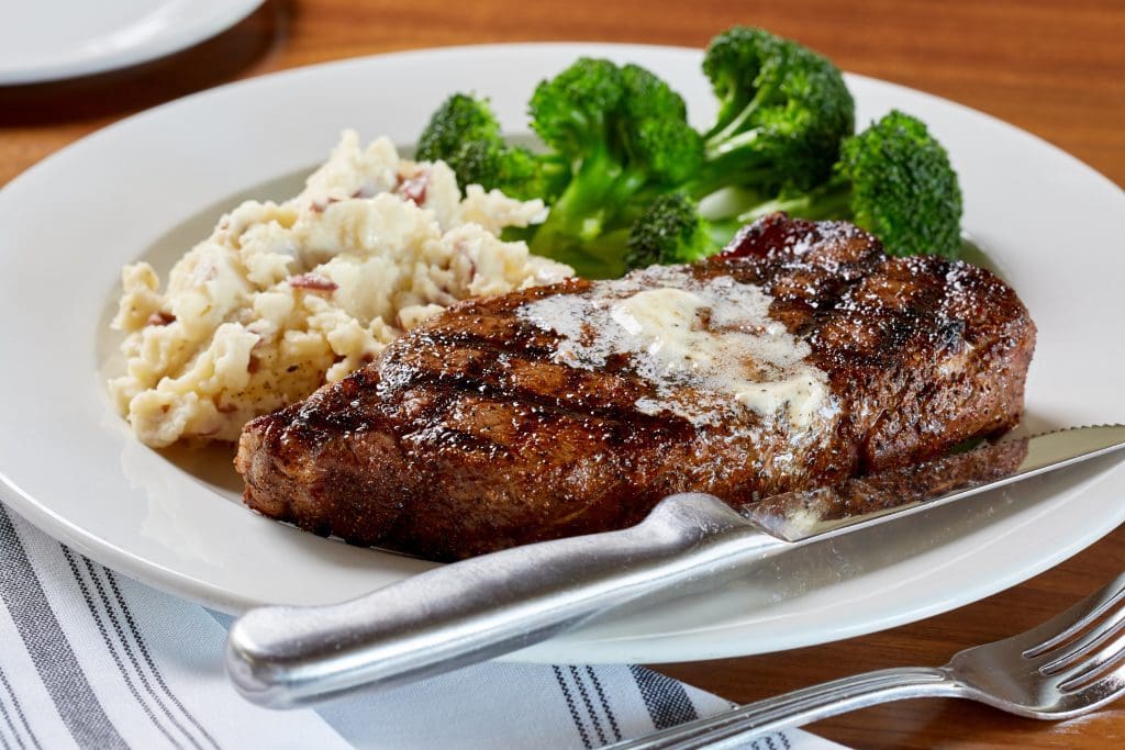 Burtons Grill & Bar – North Andover