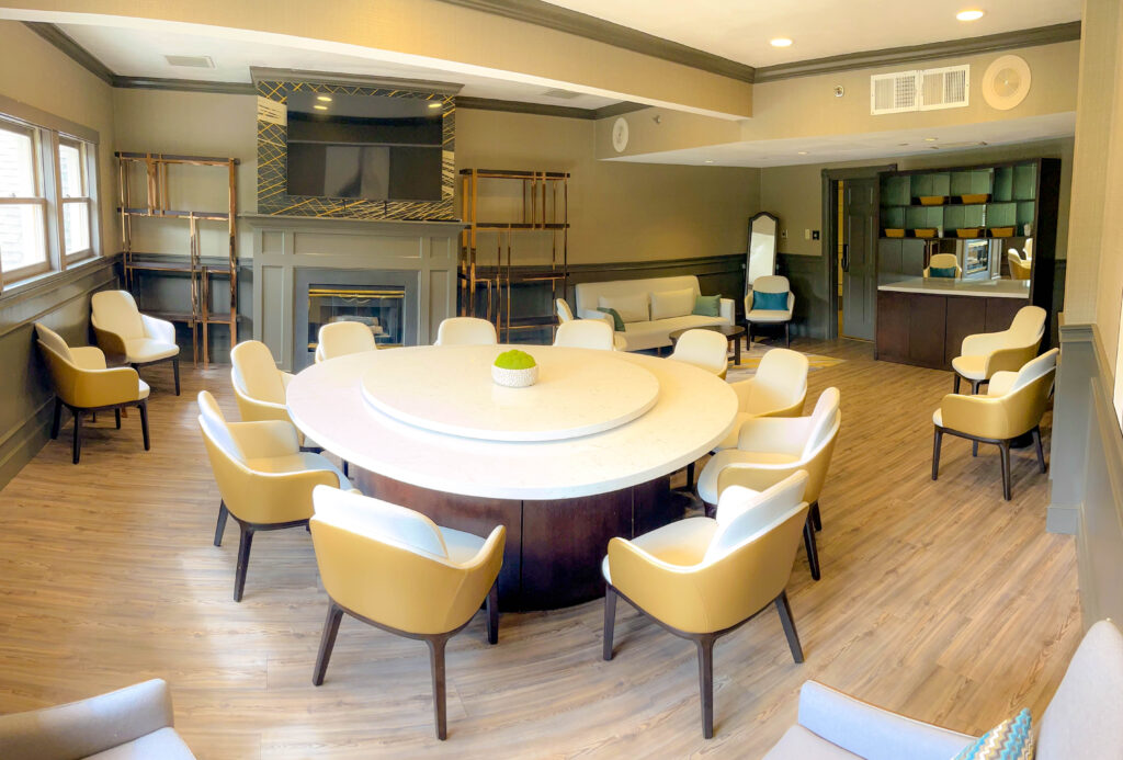 Chateau Merrimack Resort & Spa